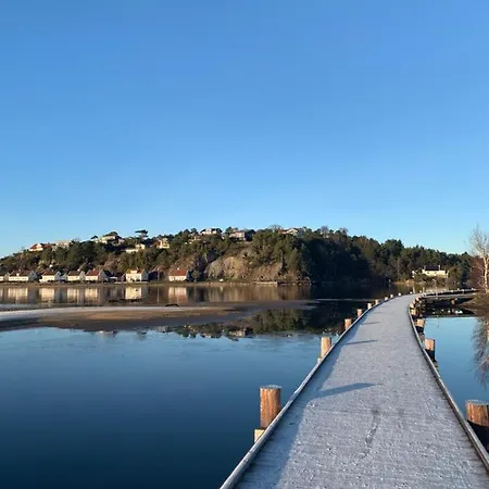 Aros With Pool, Jacuzzi And Sauna Tatil Evi Kristiansand