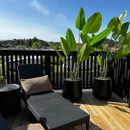 Experience A Fantastic Summer House 2026