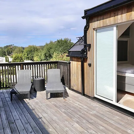 Aros With Pool, Jacuzzi And Sauna Prázdninový dům