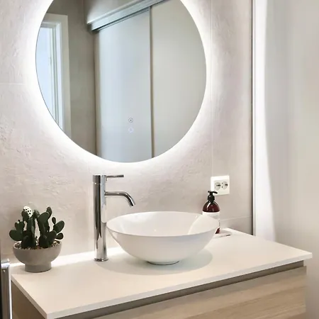 Aros With Pool, Jacuzzi And Sauna Kristiansand